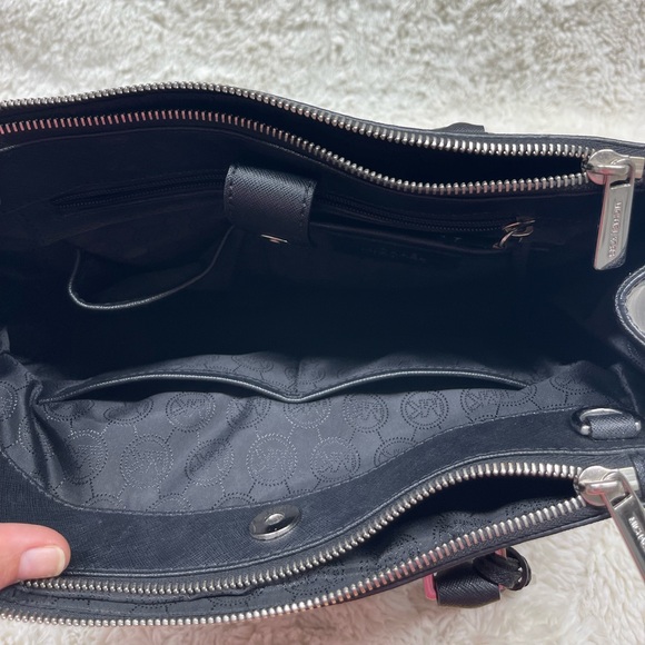 Michael Kors Checkered Handbag - Picture 8 of 10